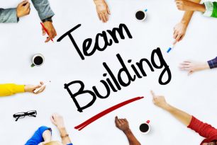 Você sabe o que é team building? Você sabe o que é team building?